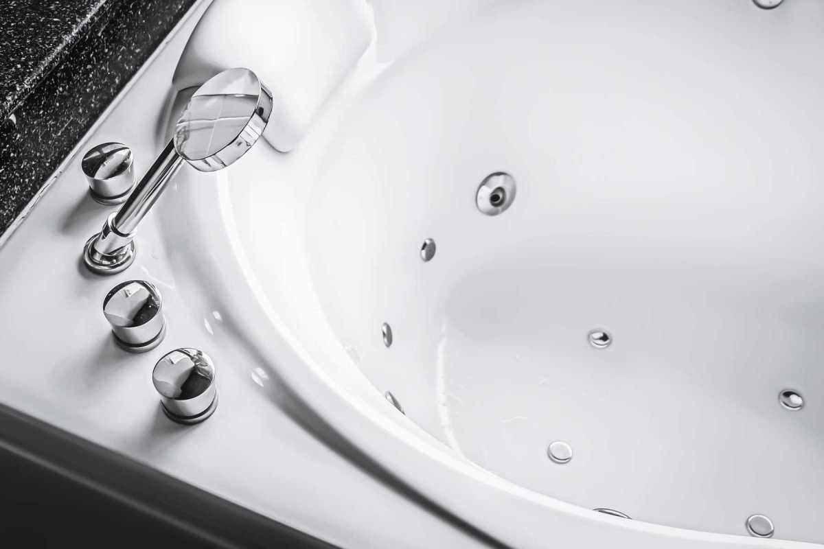 Remover ralo de banheira