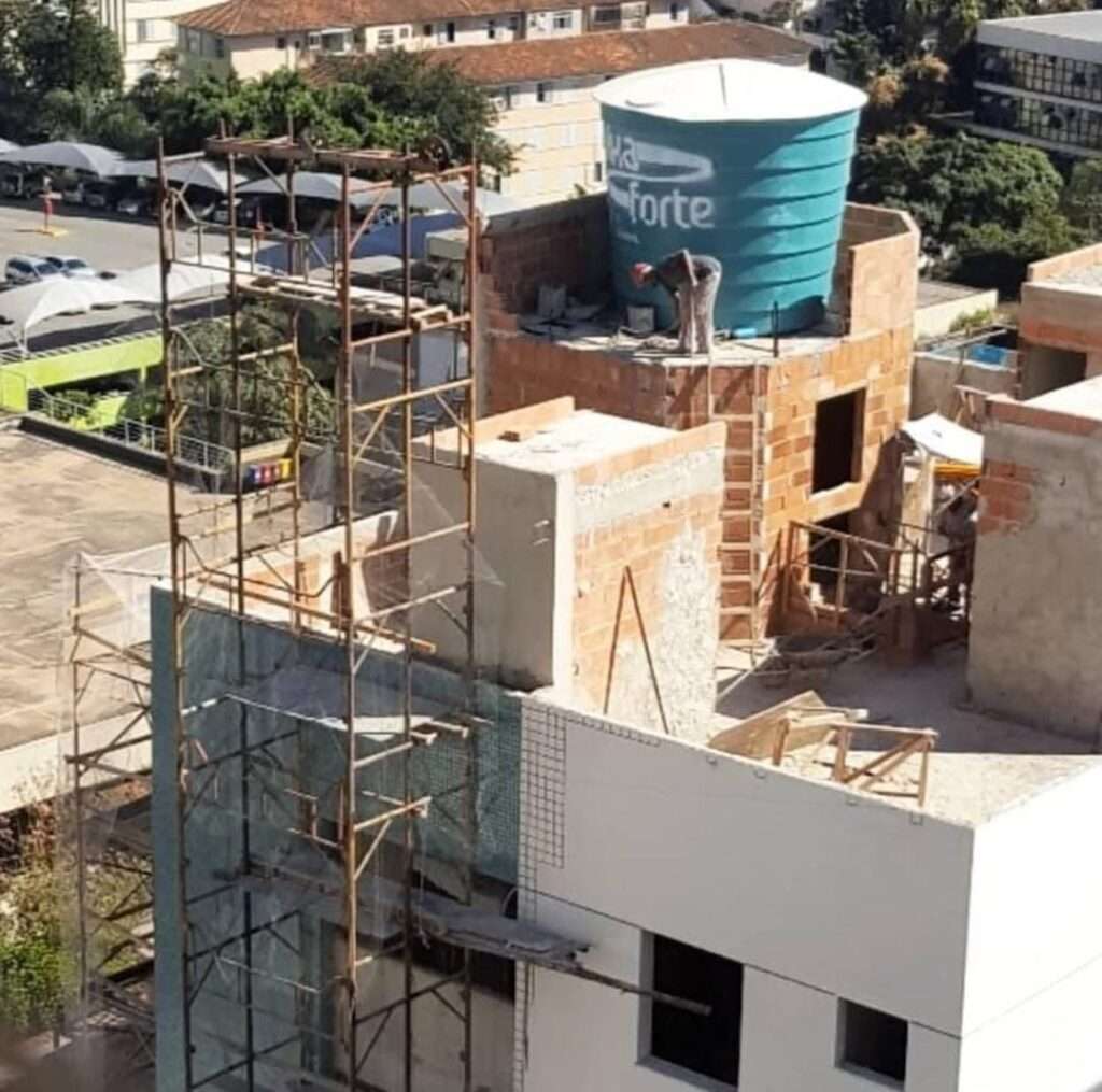  Instalação de caixa d'água