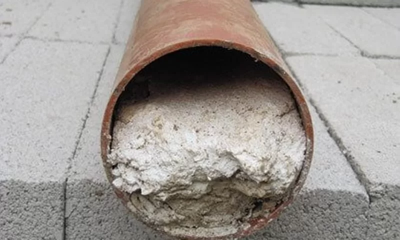  Encanamento entupido