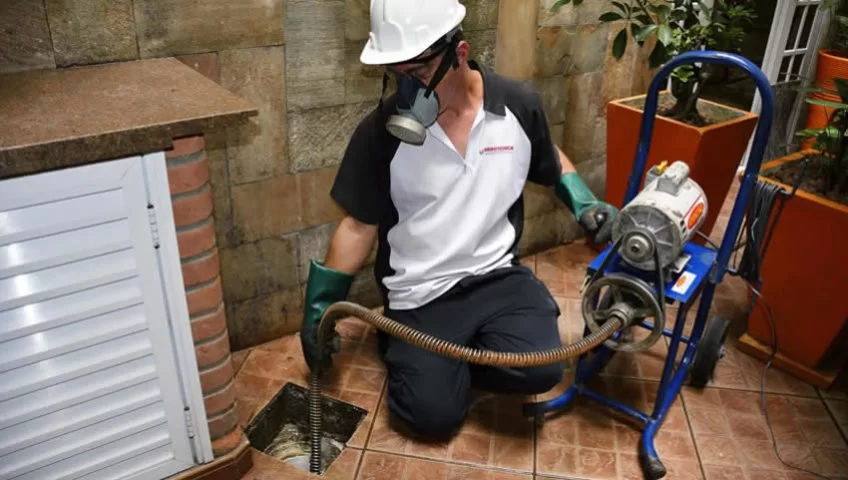 Como Escolher a Melhor Desentupidora: Dicas e Benefícios dos Serviços Profissionais